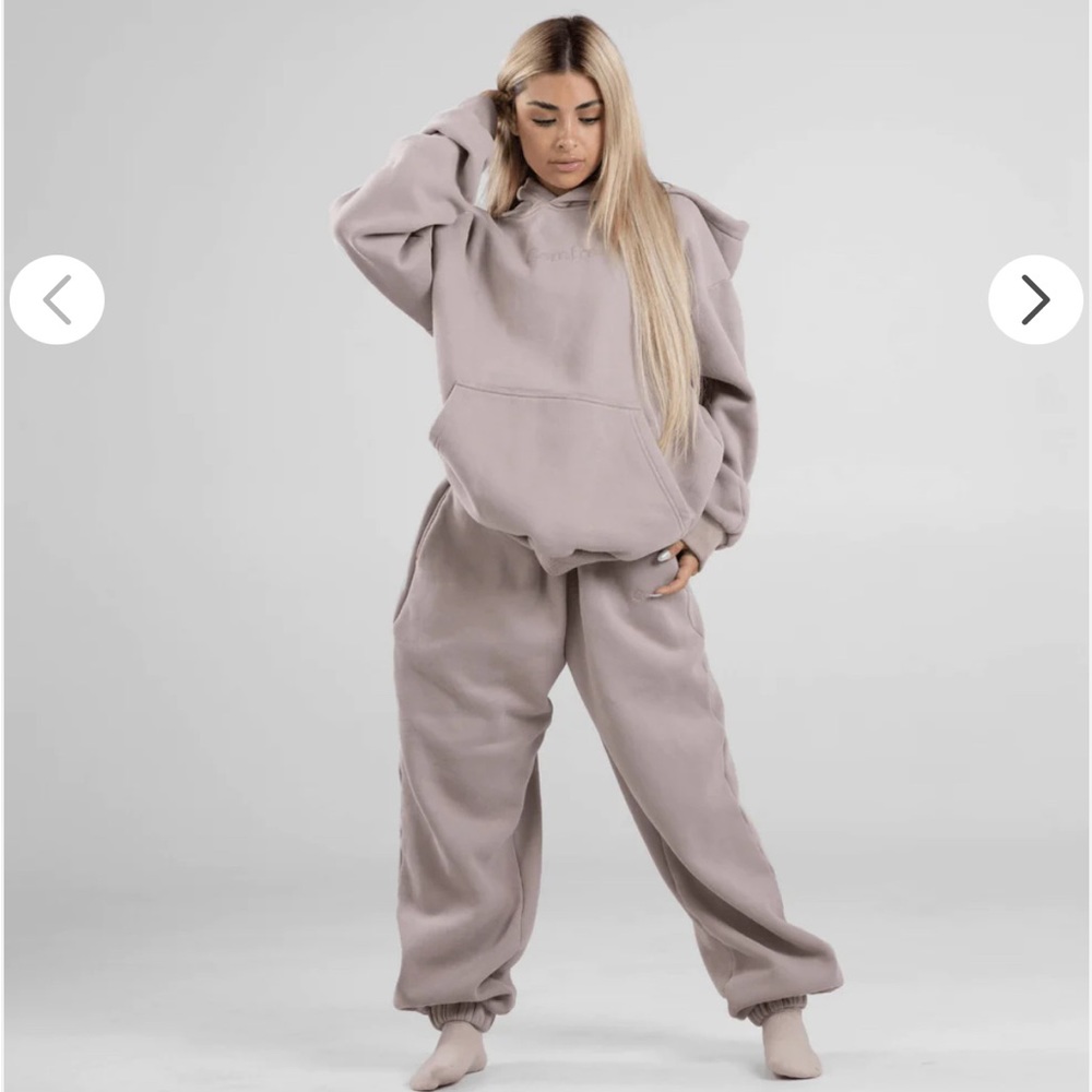 Comfrt Signature Sweatpants